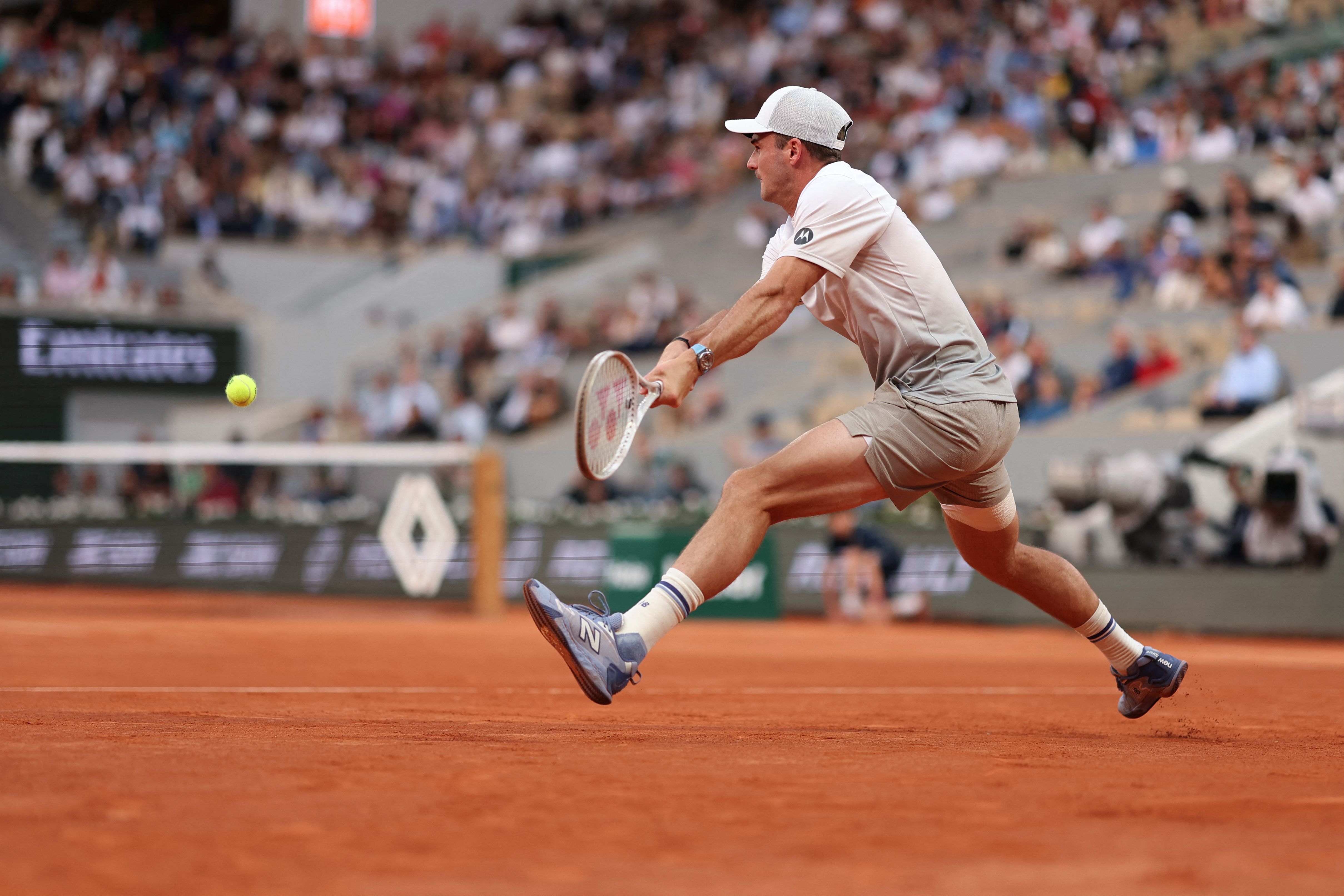 意大利网球队血洗德国网球队,阿尔卡拉斯制霸全场 意大利网球队血洗德国网球队,阿尔卡拉斯制霸全场