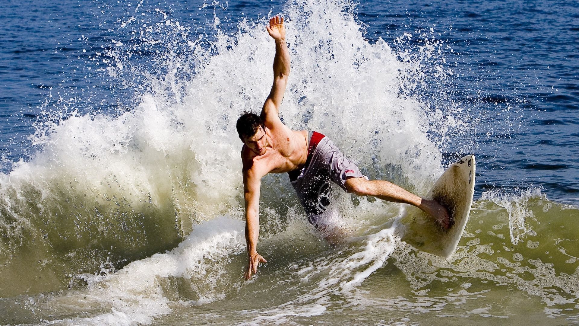 魔术硬仗取胜公牛,莫兰特末节接管比赛