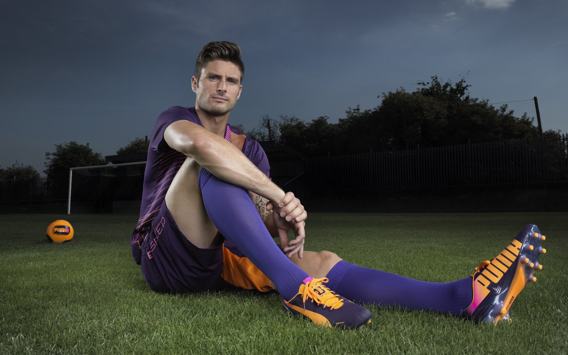 黄喜灿世界杯舞台独舞！雷恩力克佛罗伦萨一战，韩国尖刀宣告新时代来临